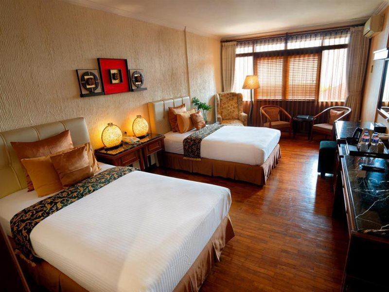 The Valley Resort Hotel Cimenyan Esterno foto