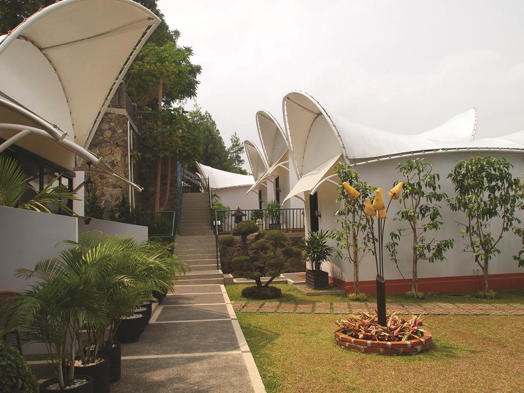 The Valley Resort Hotel Cimenyan Esterno foto