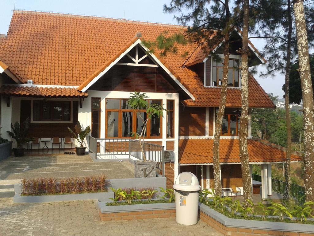 The Valley Resort Hotel Cimenyan Esterno foto